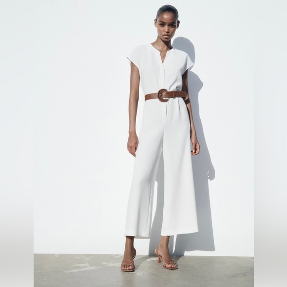 Jumpsuit with belt - Picture 1 of 1